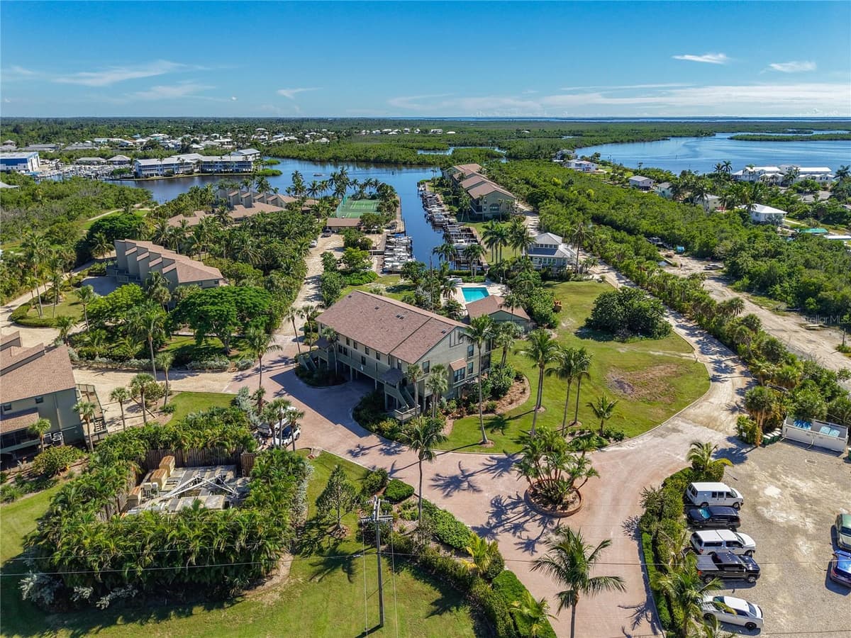 16750 BOCILLA PALMS DRIVE — photo 4 of 87