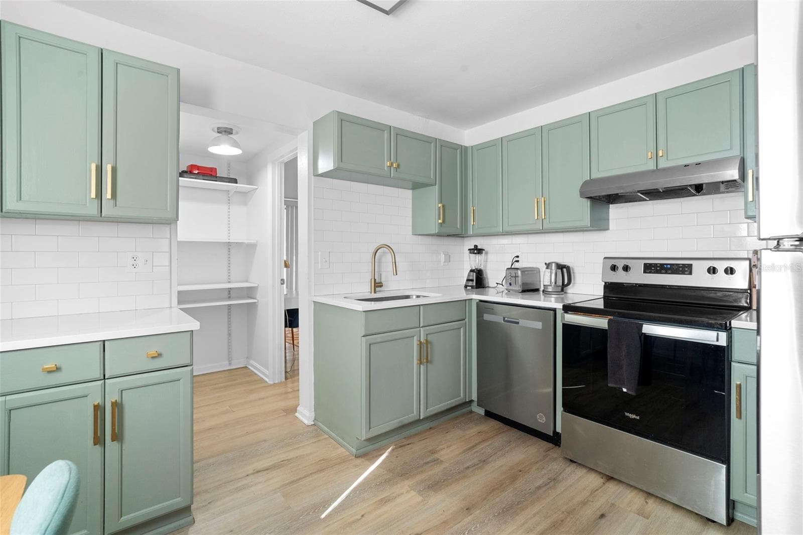 111 KING STREET — photo 24 of 49
