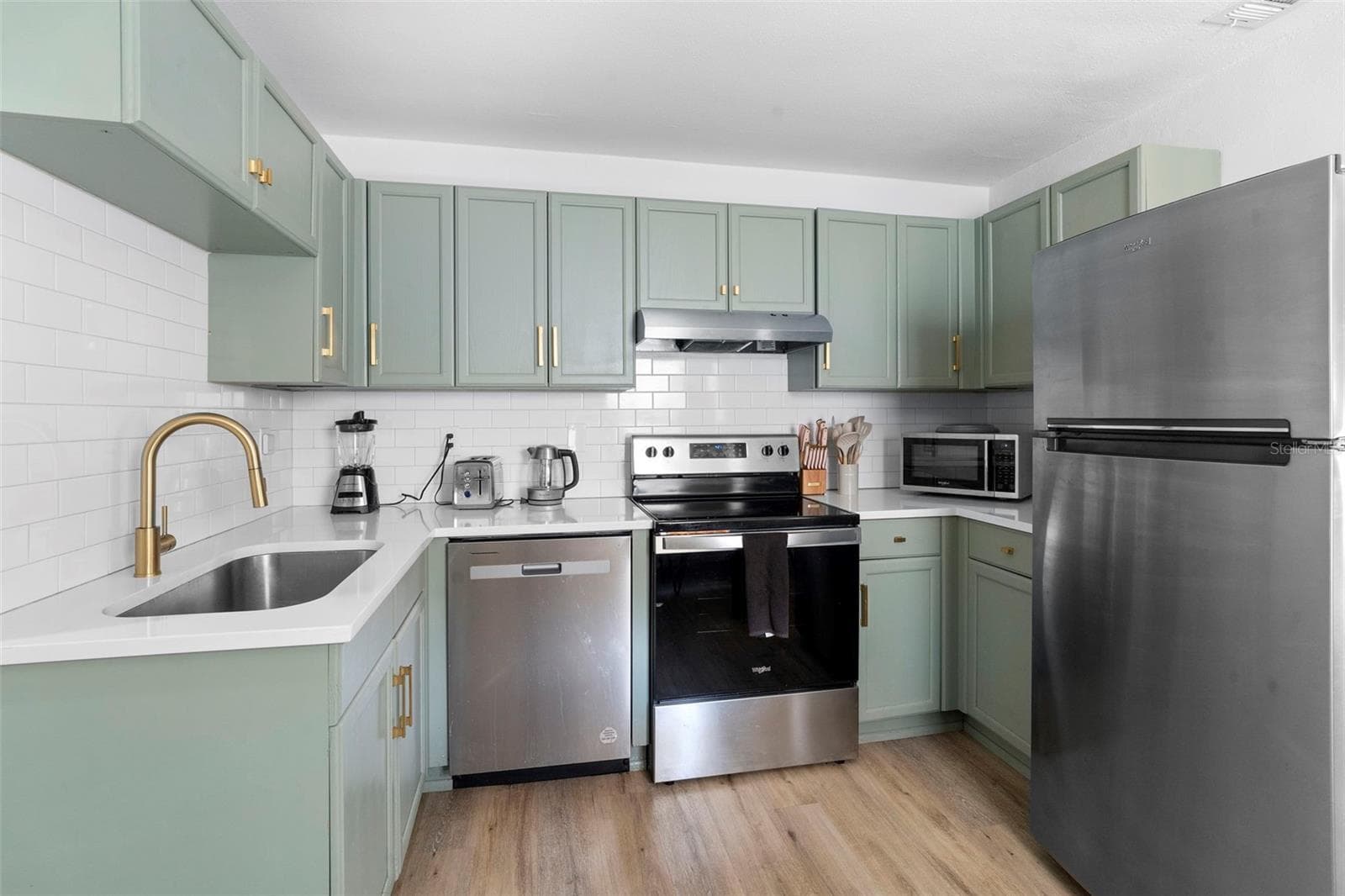 111 KING STREET — photo 25 of 49