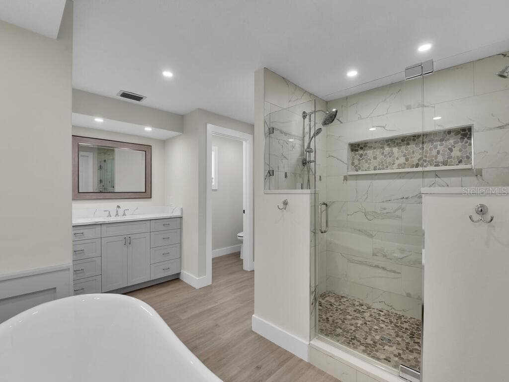 491 CYPRESS WAY — photo 27 of 44