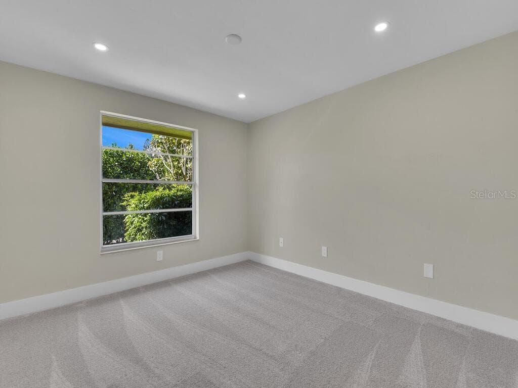 491 CYPRESS WAY — photo 32 of 44