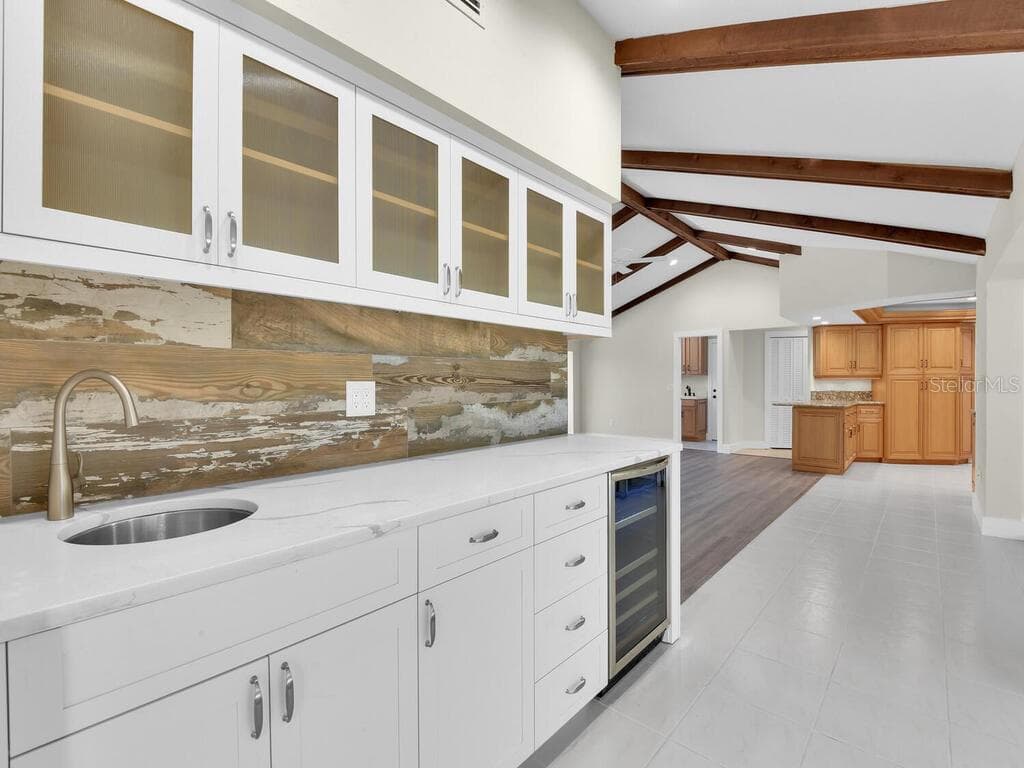 491 CYPRESS WAY — photo 6 of 44