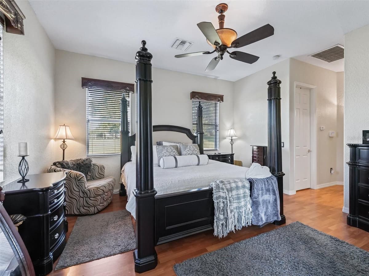 9926 SUNSET HARBOR ROAD — photo 19 of 58