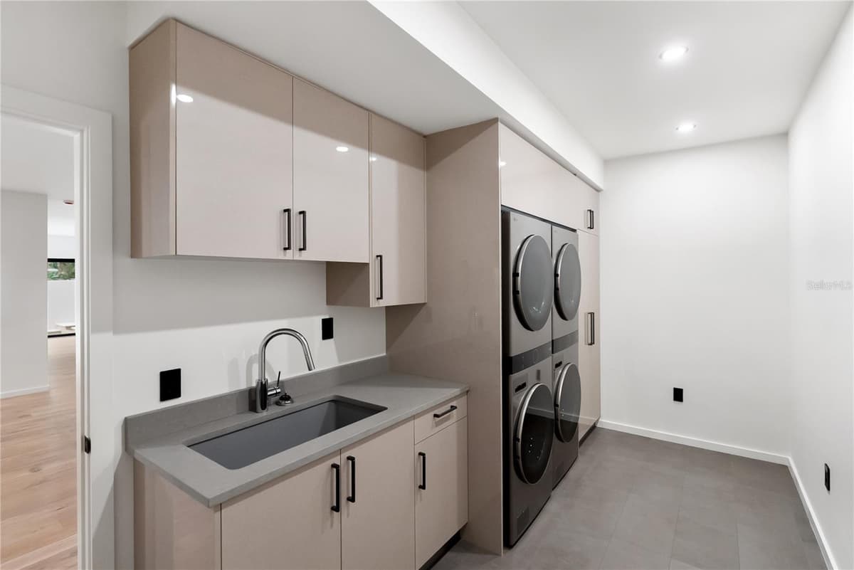 1759 WALDEMERE STREET — photo 30 of 96