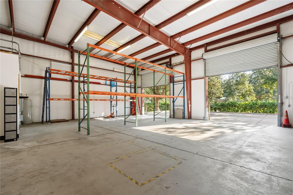 201 SPECIALTY POINT — photo 16 of 24