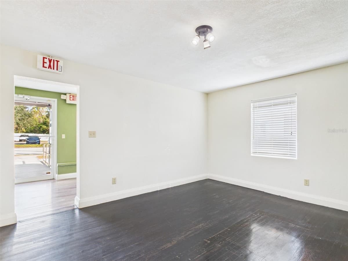 318 1ST STREET — photo 4 of 25