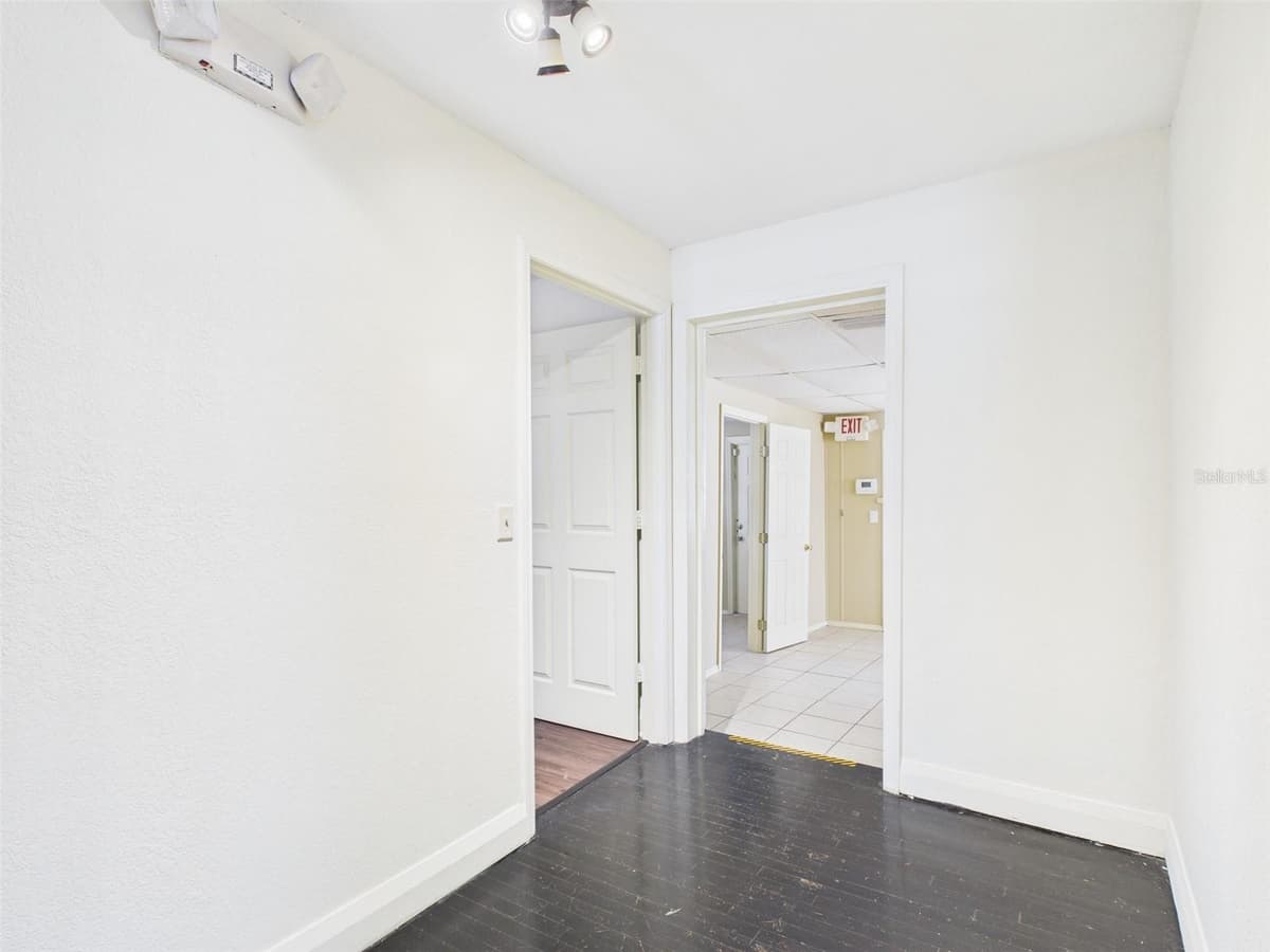 318 1ST STREET — photo 10 of 25