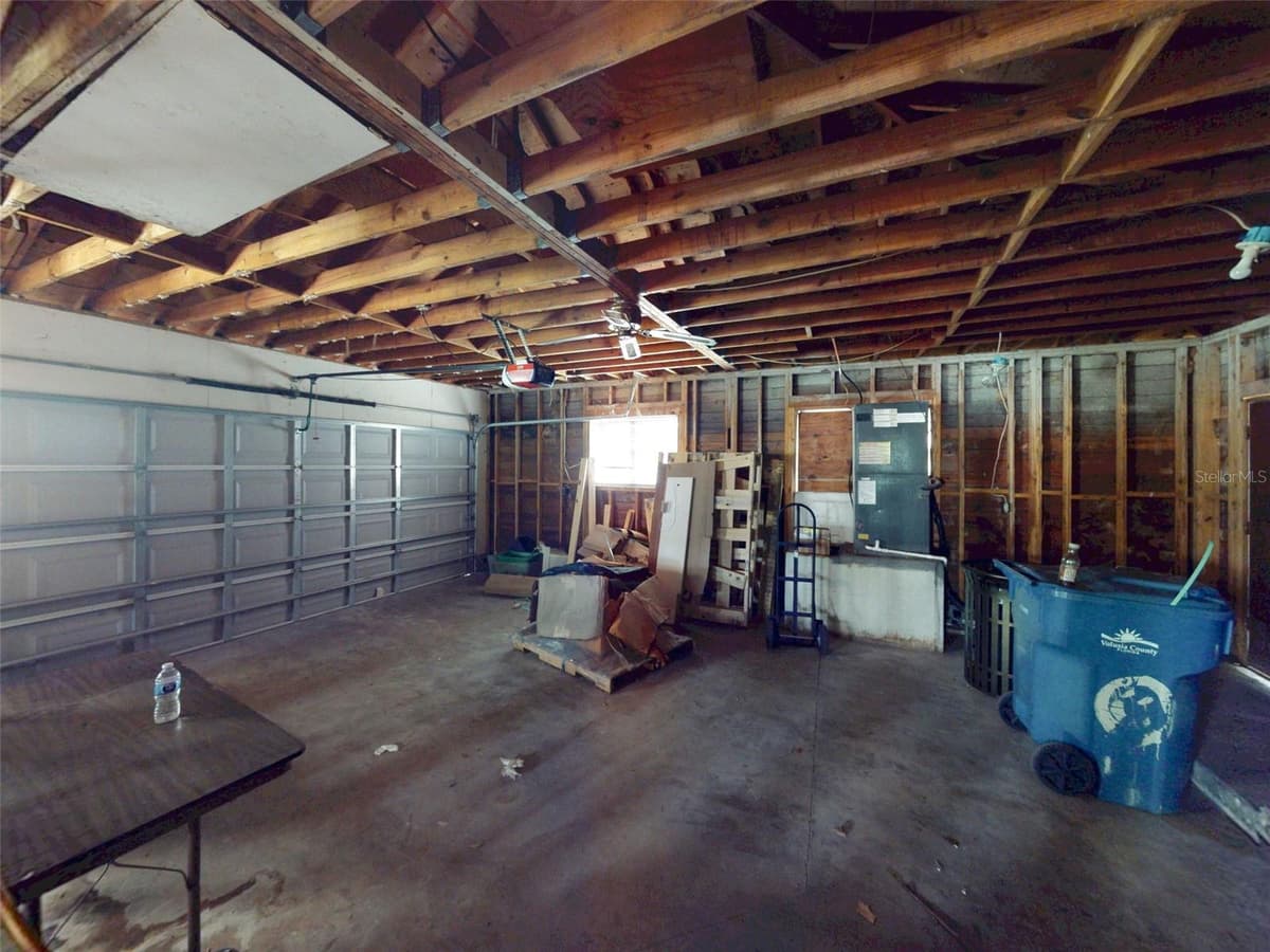 120 RAILROAD AVENUE — photo 35 of 46