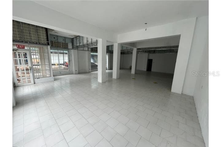 LOCAL 2 EDIFICIO ZAMORA MAYOR CANTERA ST — photo 2 of 4