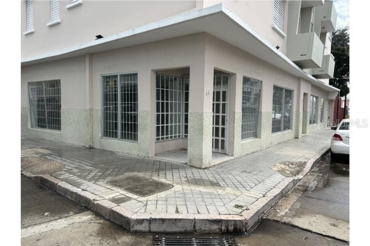 LOCAL 2 EDIFICIO ZAMORA MAYOR CANTERA ST — photo 1 of 4
