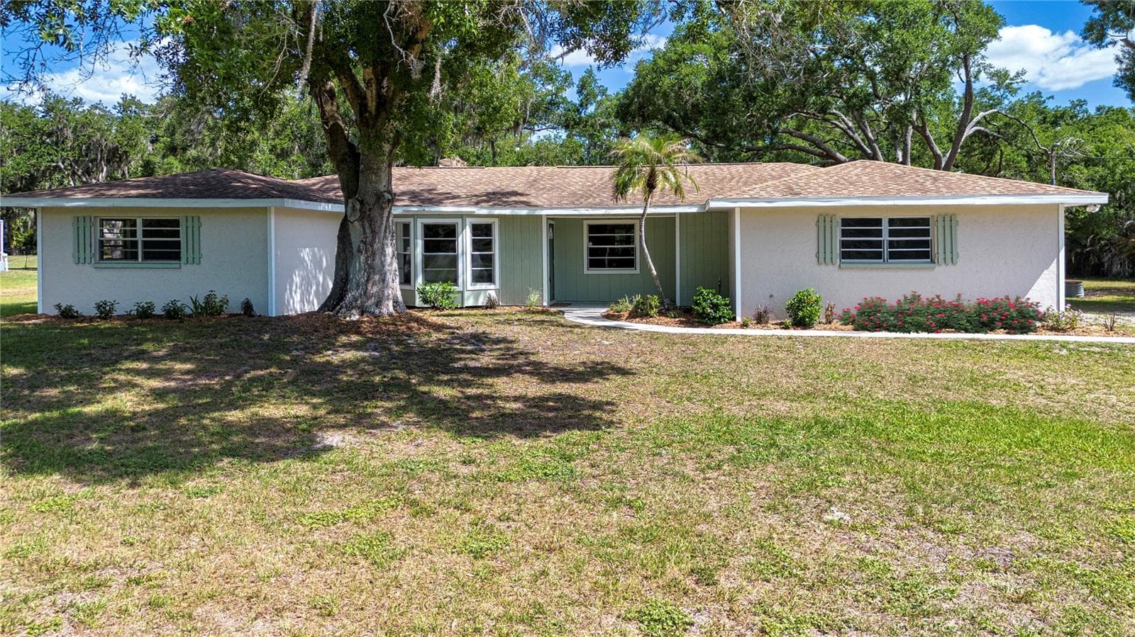2205 BUTCH CASSIDY TRAIL — photo 2 of 51