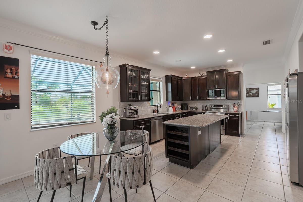 360 HOPE BAY LOOP — photo 4 of 57