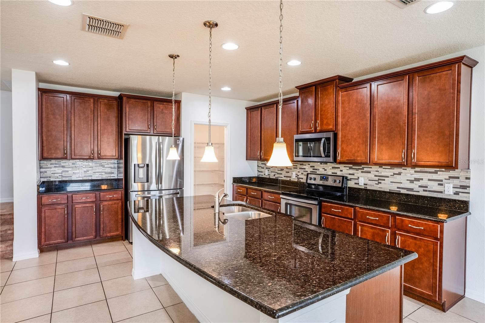 2609 WATERLINE STREET — photo 4 of 23