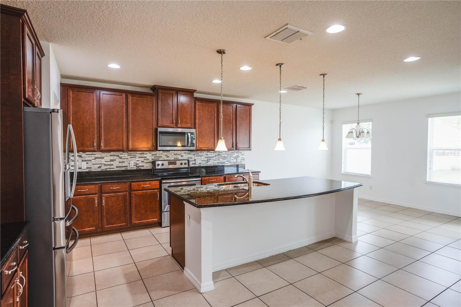 2609 WATERLINE STREET — photo 5 of 23