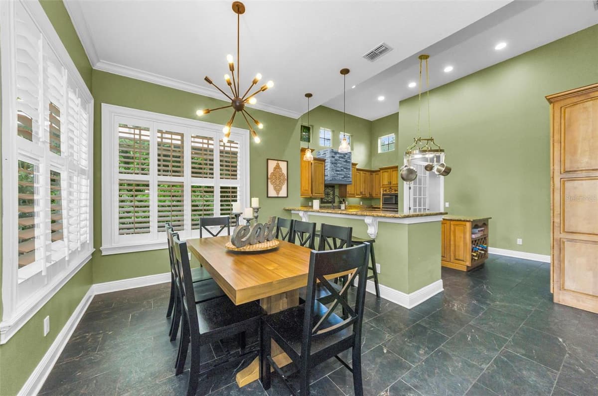 3143 PINEVIEW DRIVE — photo 13 of 93