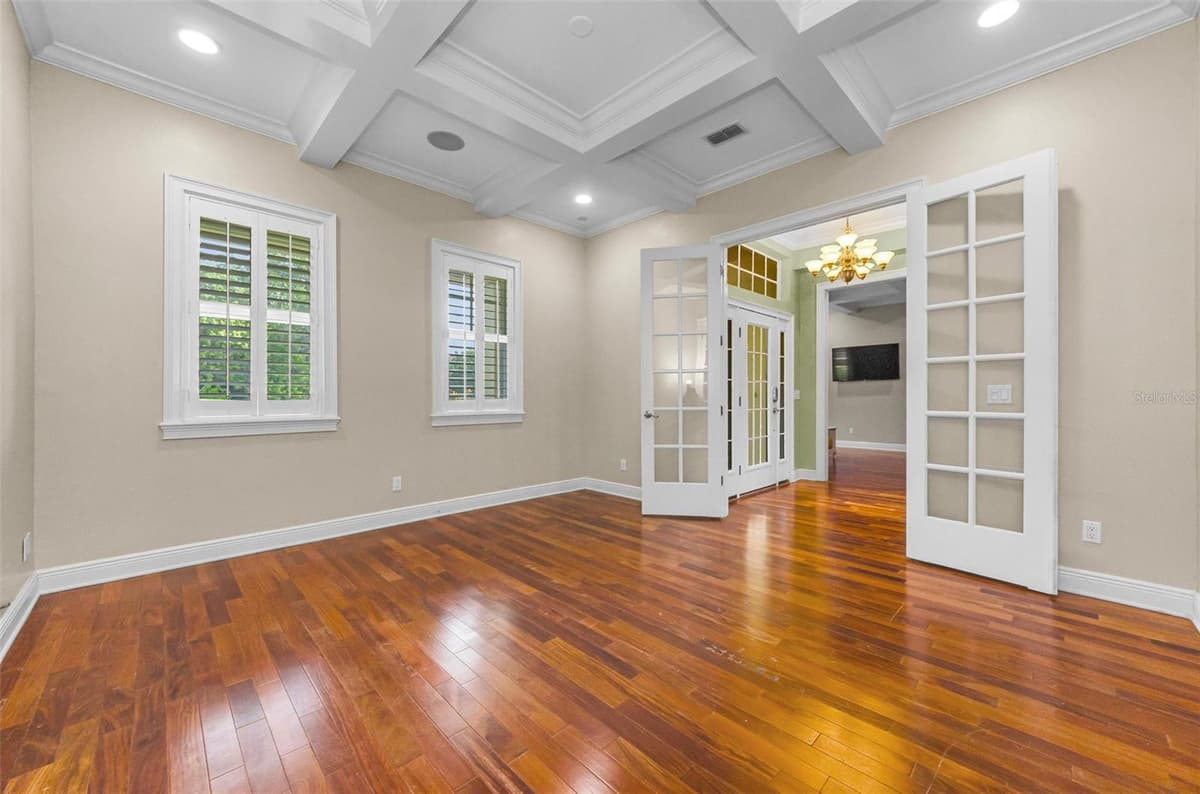 3143 PINEVIEW DRIVE — photo 41 of 93