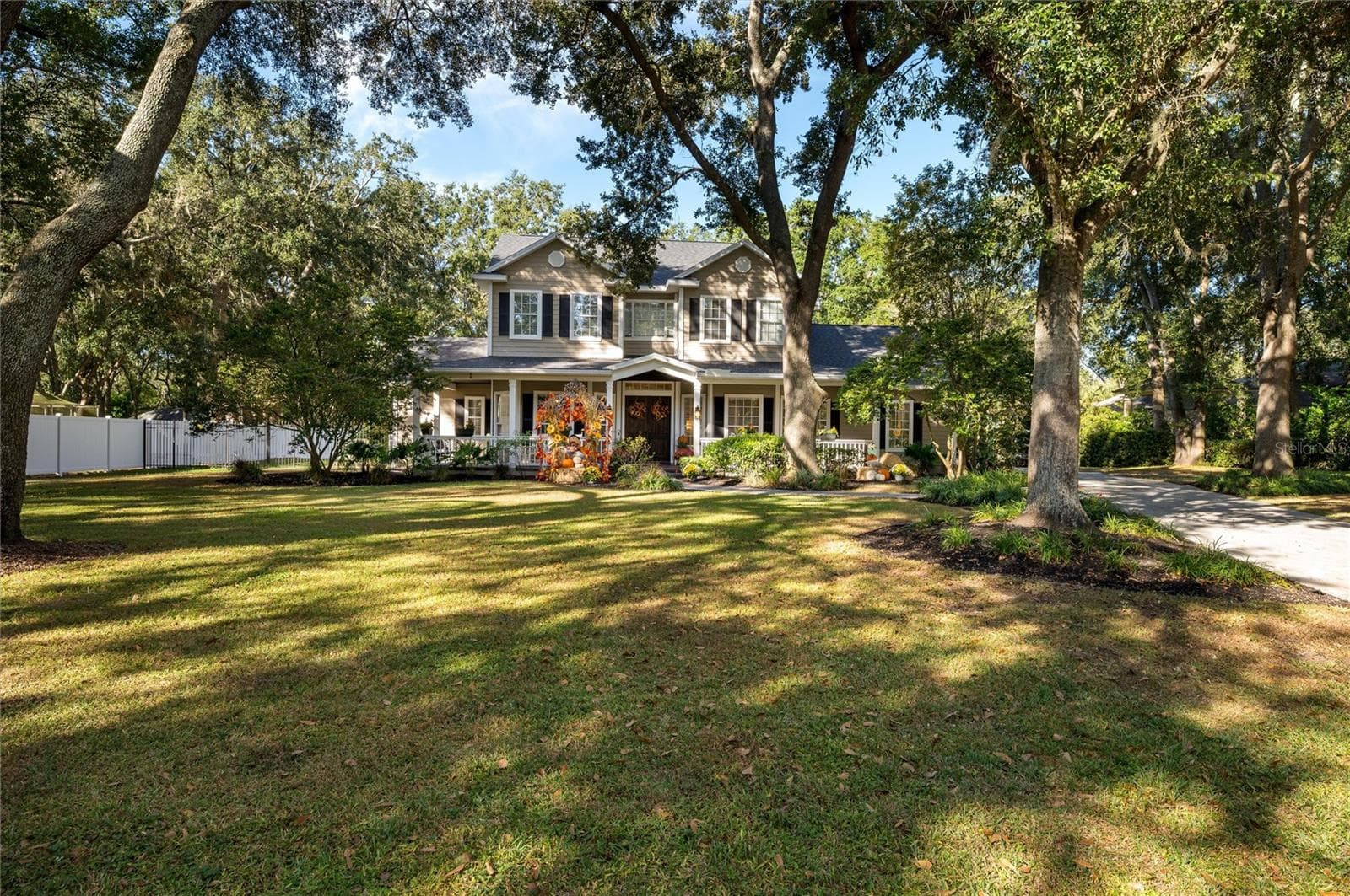 16328 EMERALD COVE DRIVE — photo 55 of 62