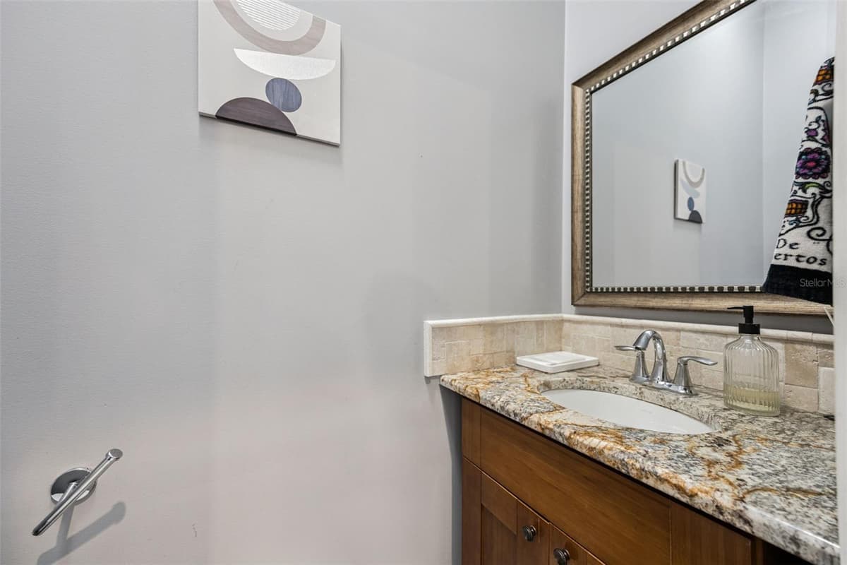16909 FLORENCE VIEW DRIVE — photo 19 of 65