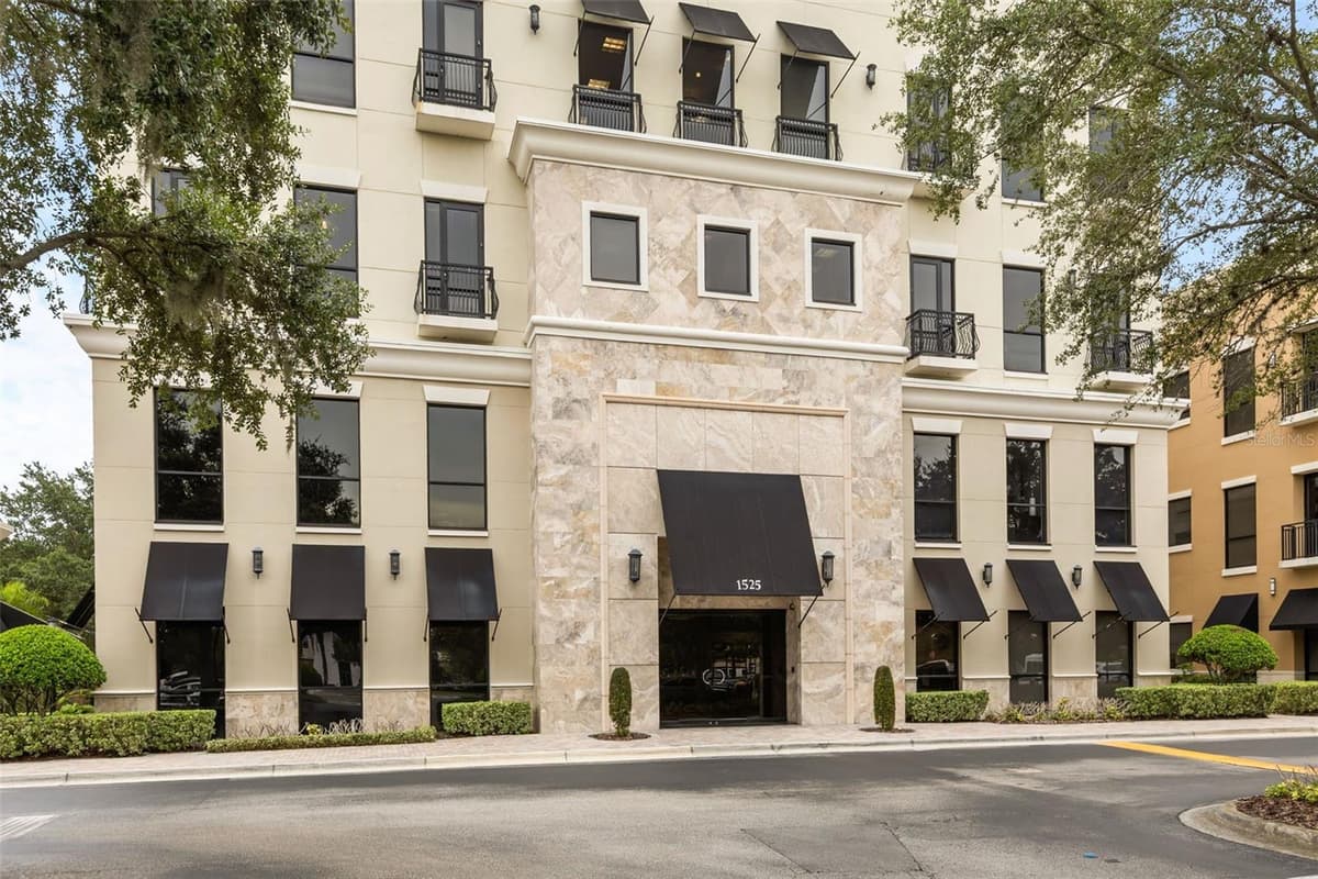 1525 INTERNATIONAL PARKWAY — photo 7 of 14