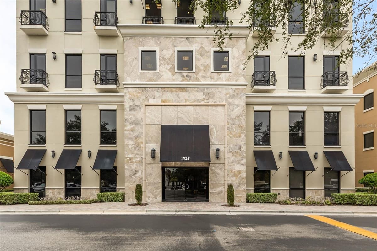 1525 INTERNATIONAL PARKWAY — photo 6 of 14