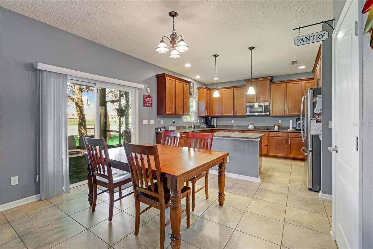 3520 OGLEBAY DRIVE — photo 17 of 78