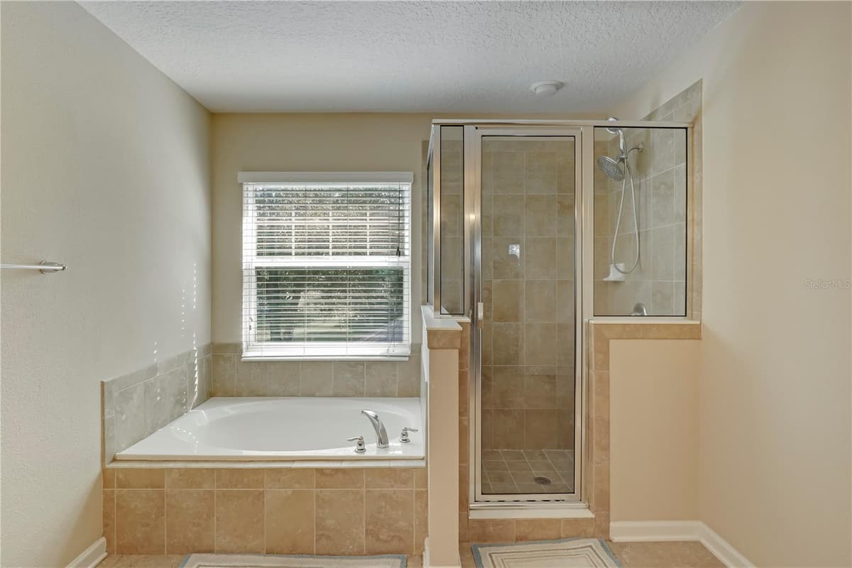 3520 OGLEBAY DRIVE — photo 29 of 78