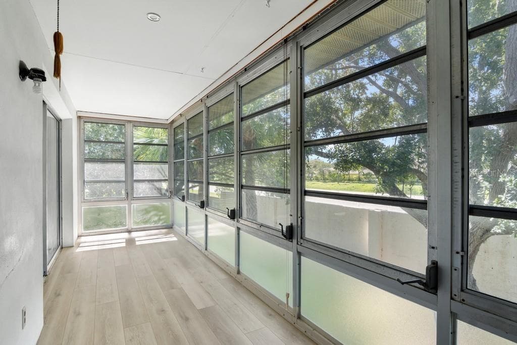 38 VISTA GARDENS TRAIL — photo 18 of 31