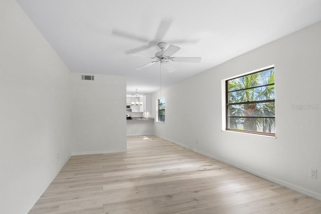 38 VISTA GARDENS TRAIL — photo 8 of 31