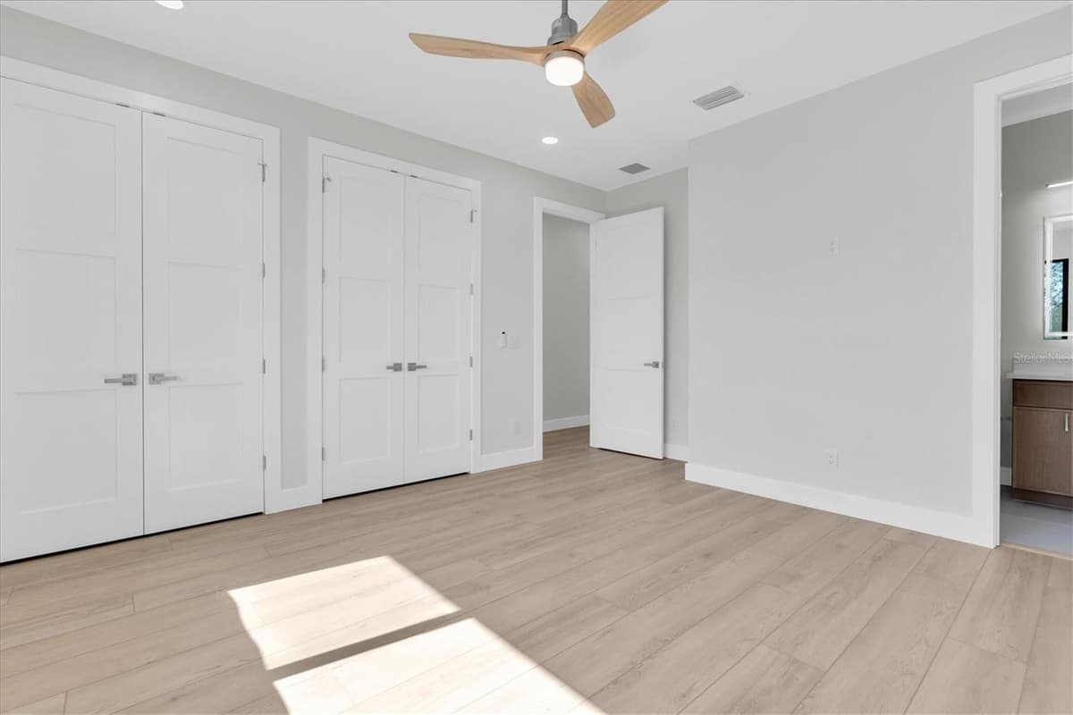 5966 BAYVIEW CIRCLE — photo 39 of 57
