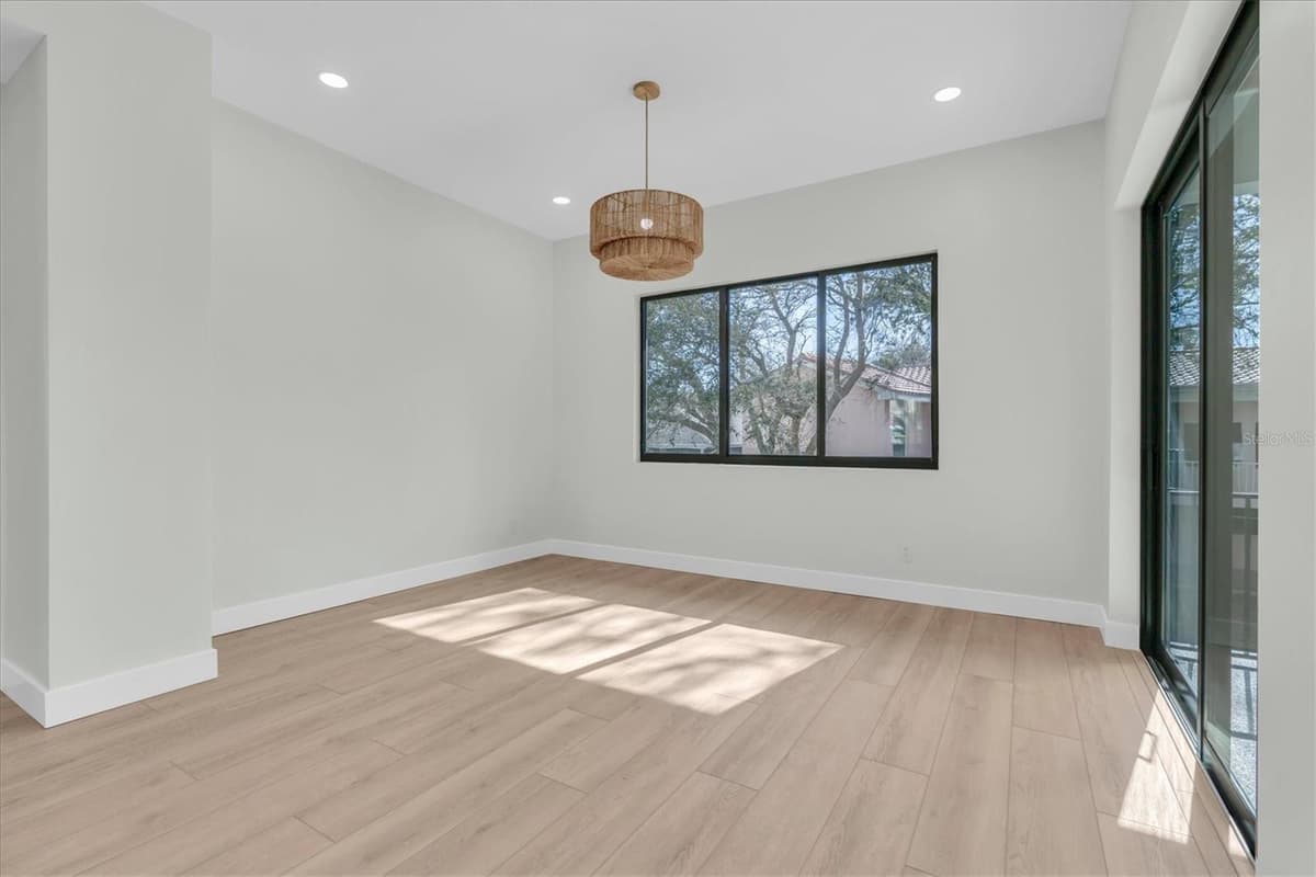 5966 BAYVIEW CIRCLE — photo 22 of 57