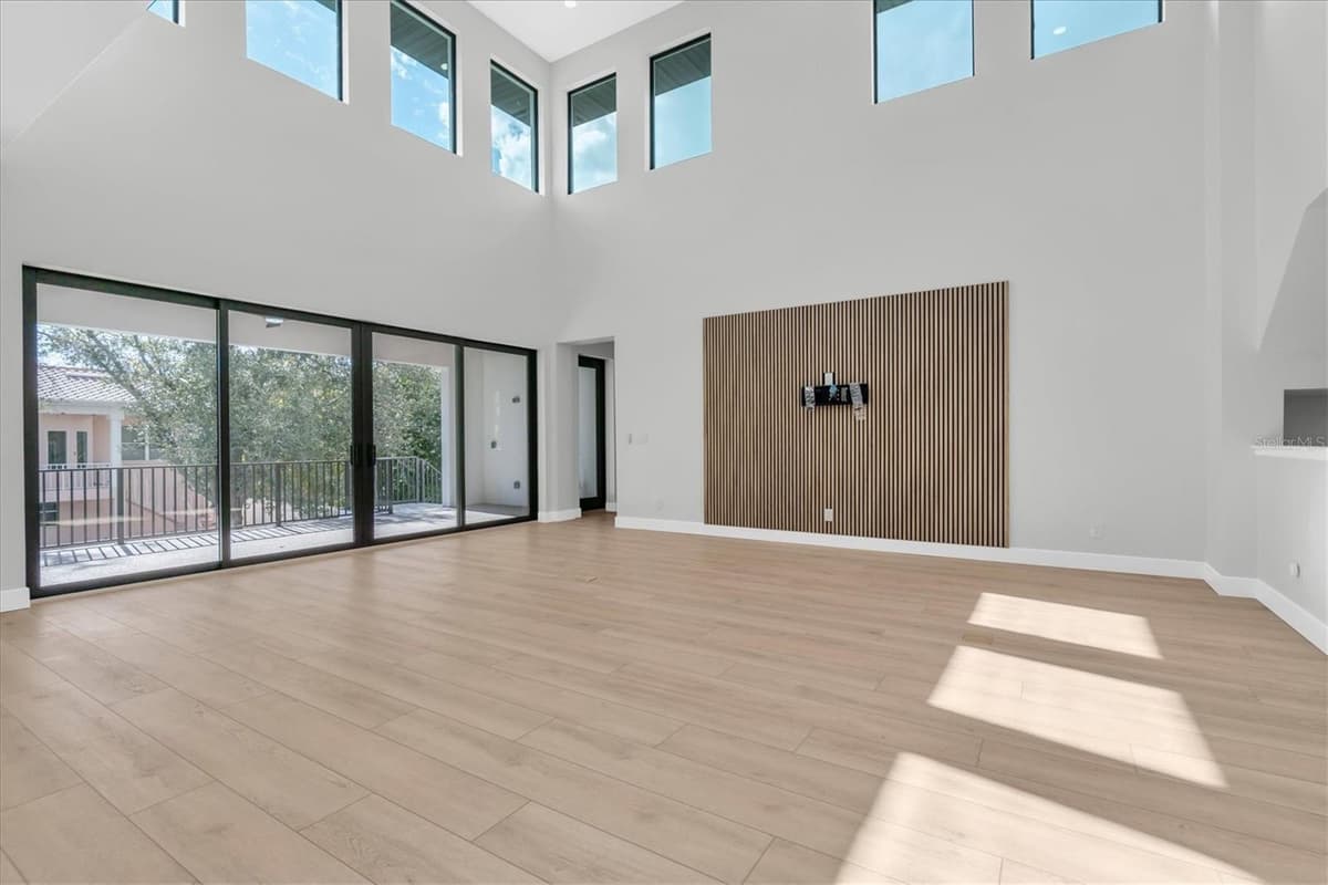 5966 BAYVIEW CIRCLE — photo 15 of 57