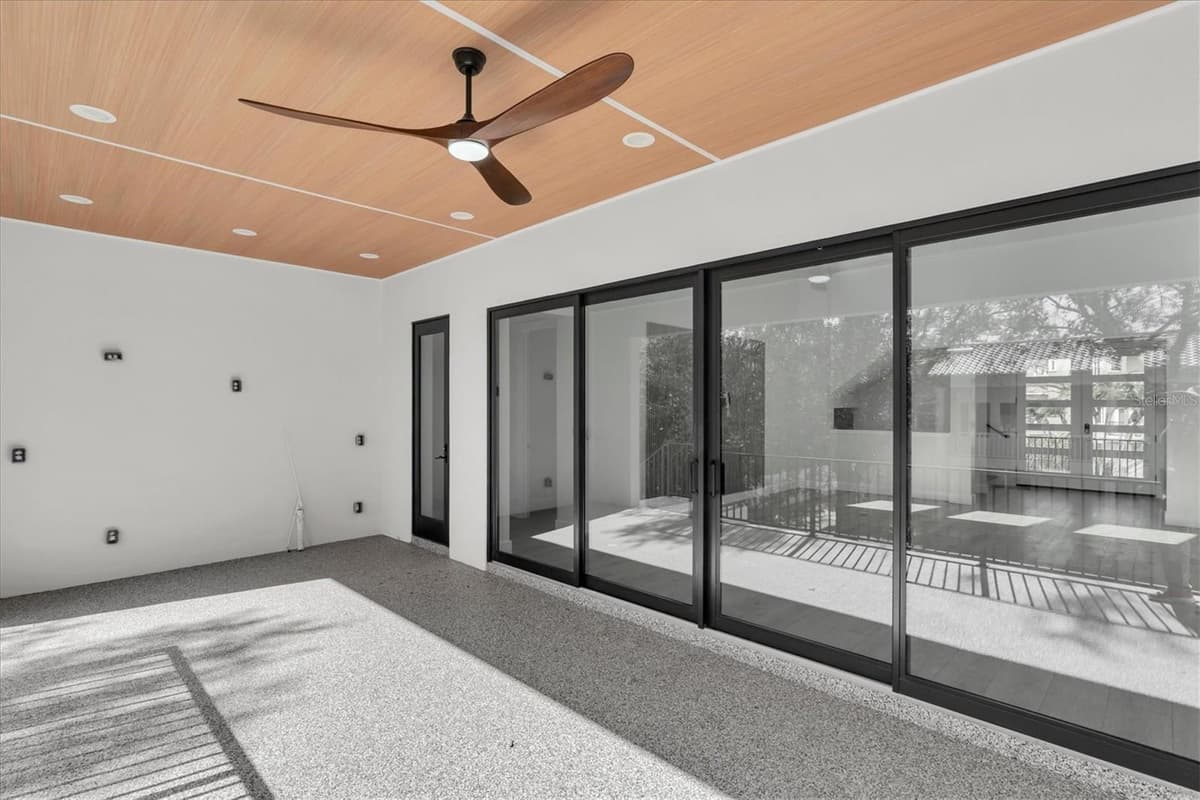 5966 BAYVIEW CIRCLE — photo 48 of 57