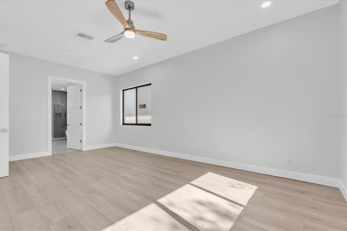 5966 BAYVIEW CIRCLE — photo 24 of 57