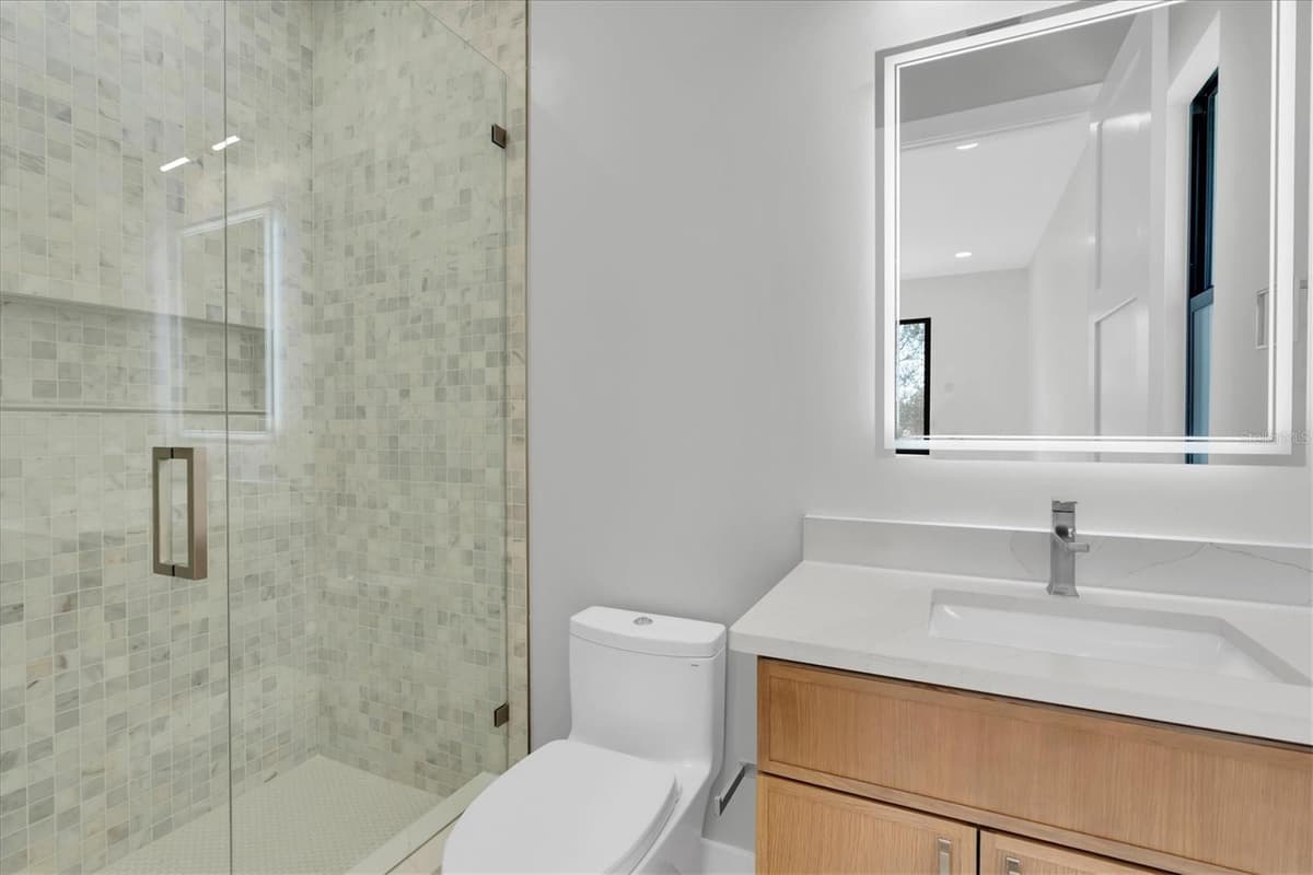 5966 BAYVIEW CIRCLE — photo 40 of 57
