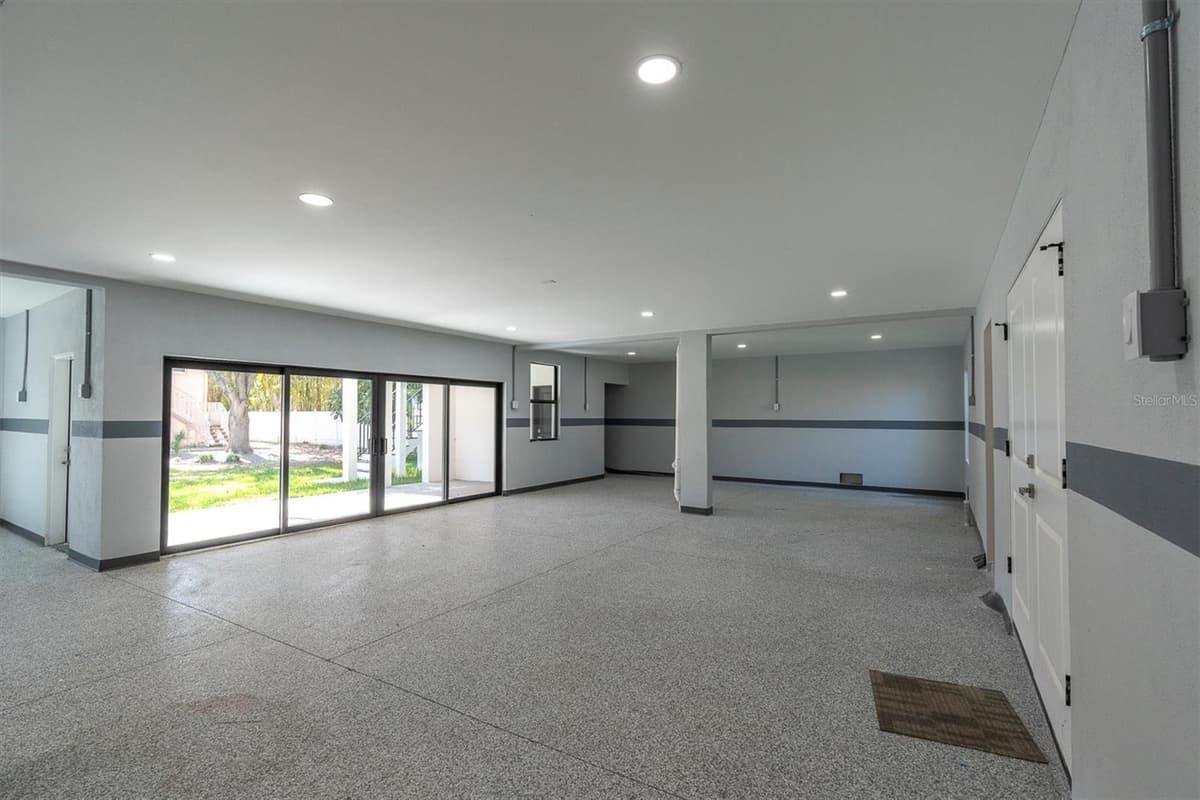 5966 BAYVIEW CIRCLE — photo 55 of 57