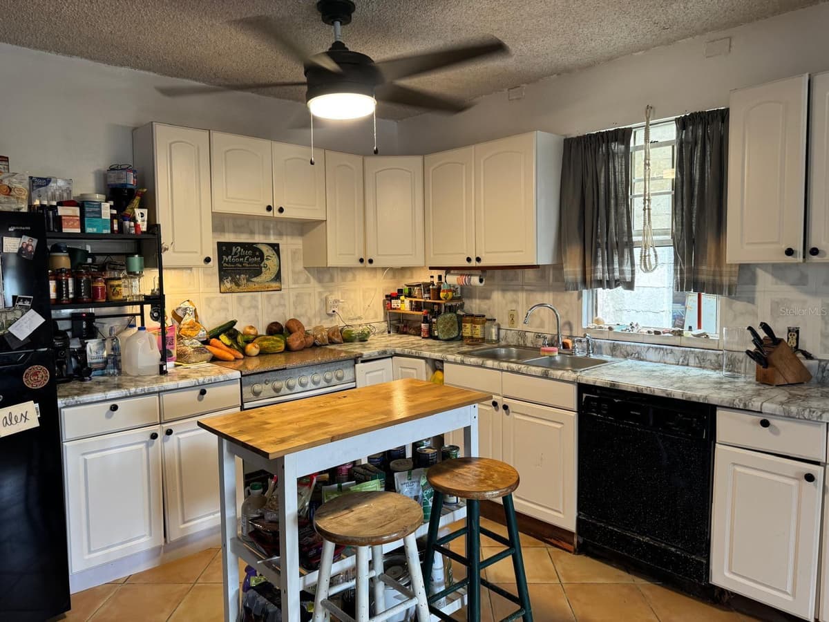 27 WILLIAM FONT STREET — photo 25 of 39