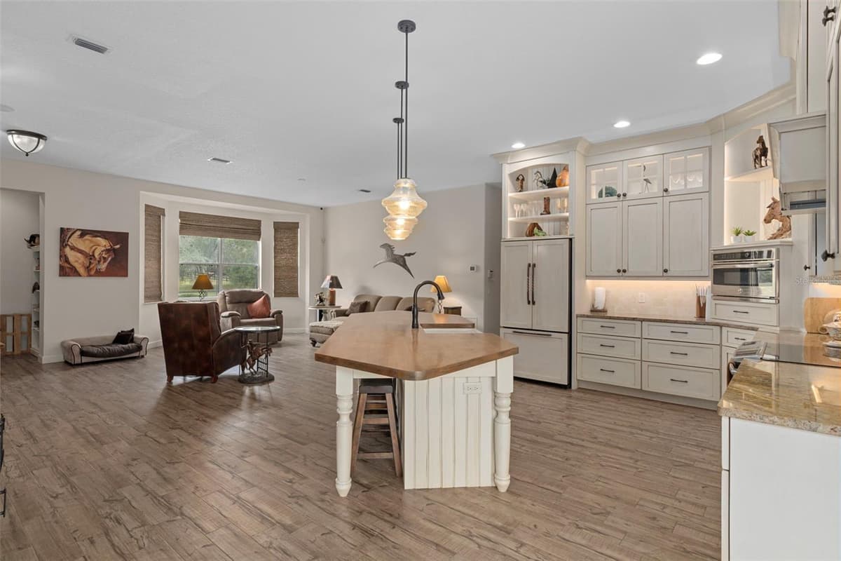 4202 PONY DRIVE — photo 15 of 66