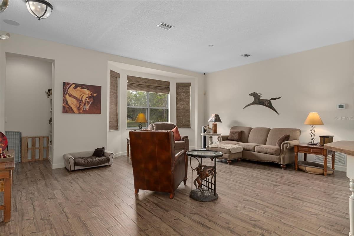 4202 PONY DRIVE — photo 20 of 66
