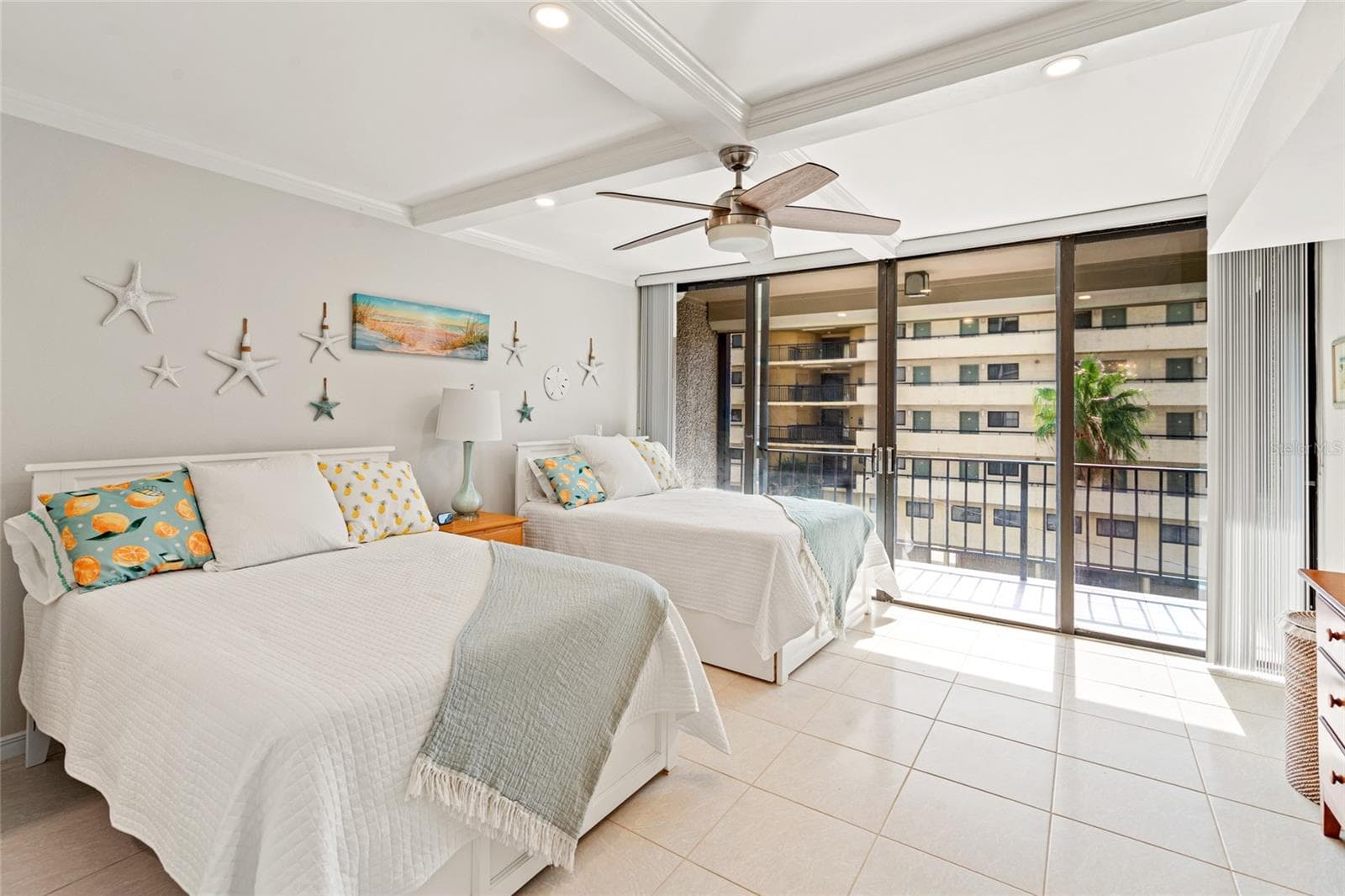 5396 GULF BOULEVARD — photo 11 of 49