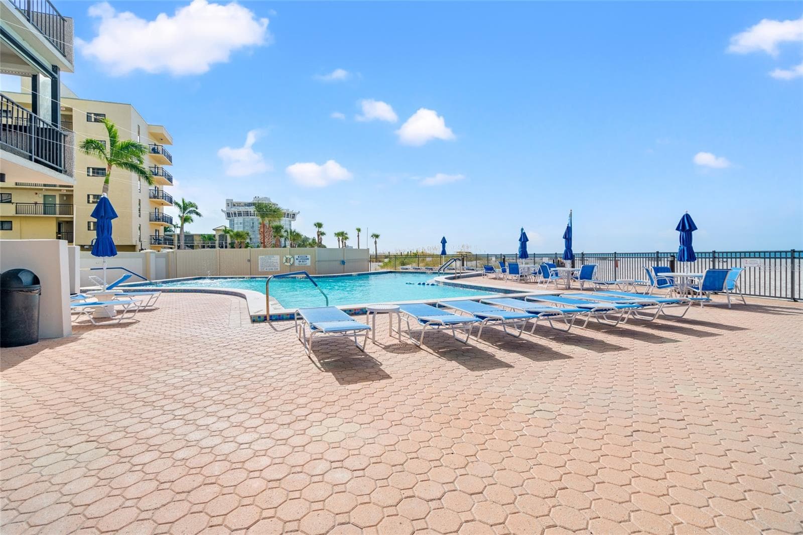 5396 GULF BOULEVARD — photo 41 of 49