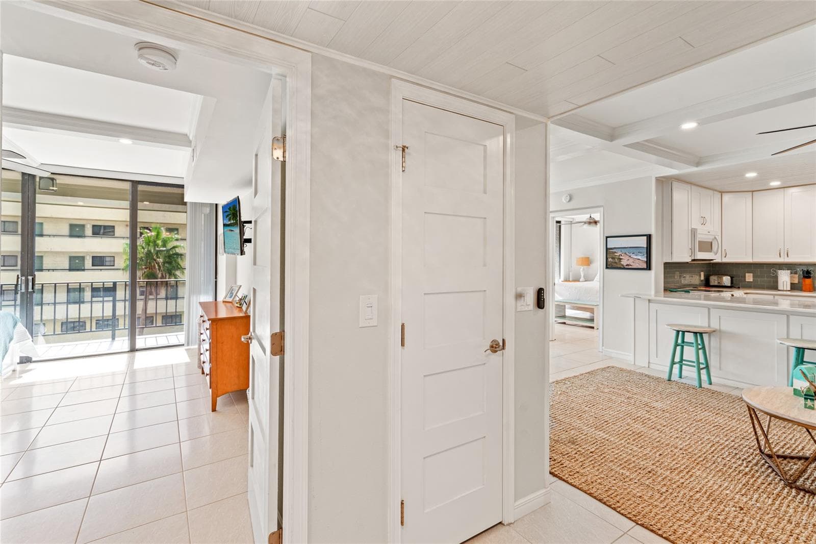 5396 GULF BOULEVARD — photo 10 of 49