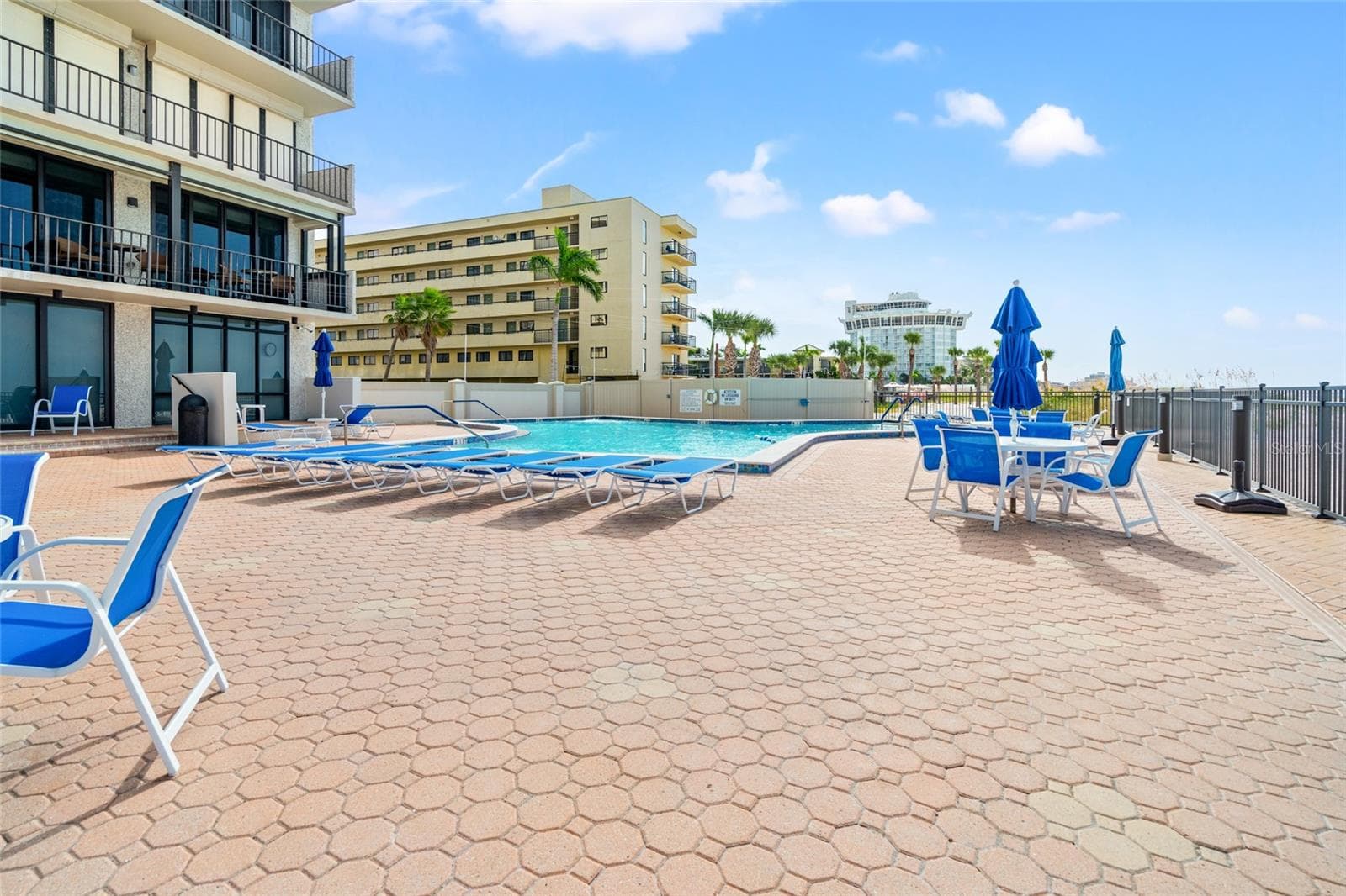 5396 GULF BOULEVARD — photo 43 of 49