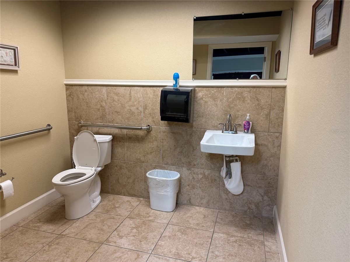 221 STATE ROAD 434 — photo 14 of 24
