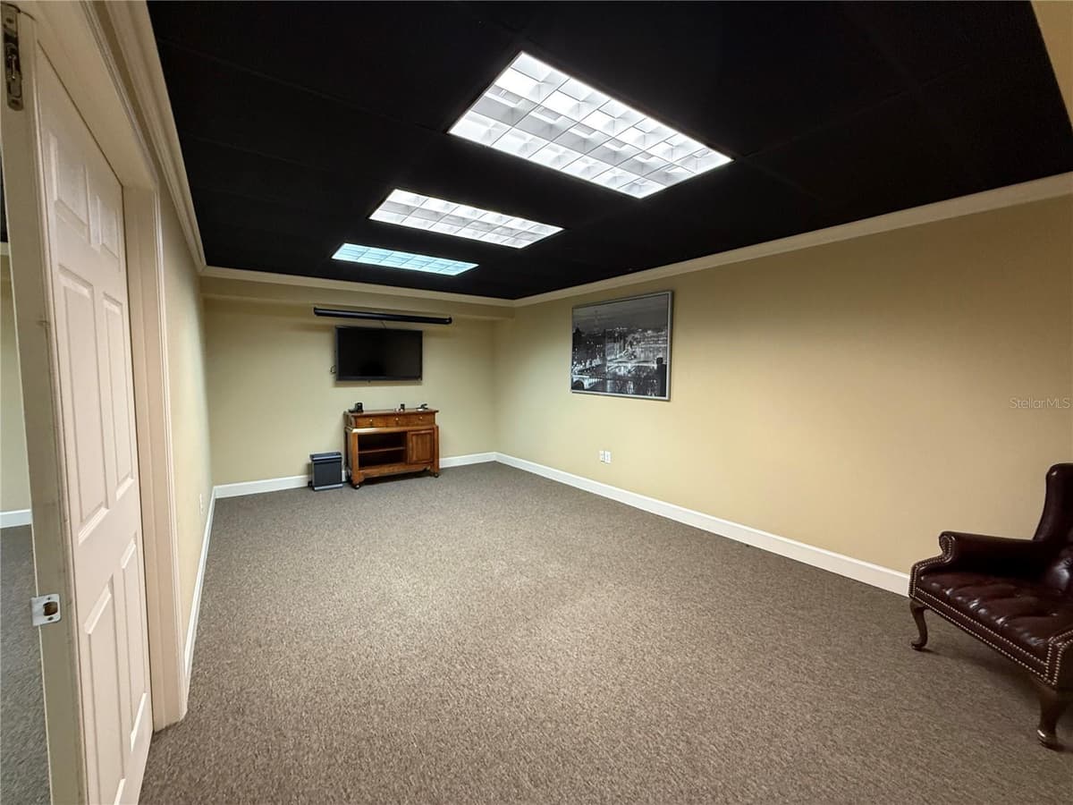 221 STATE ROAD 434 — photo 11 of 24