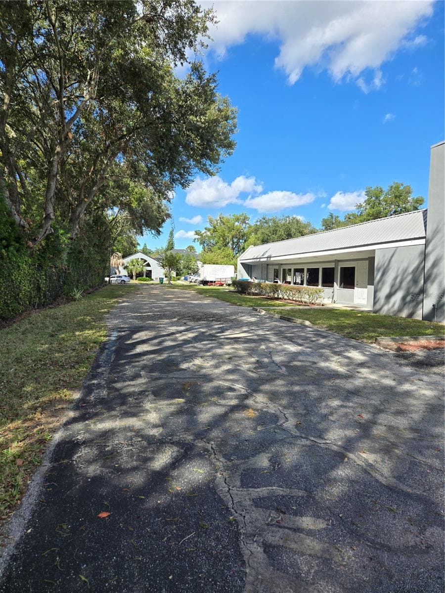 221 STATE ROAD 434 — photo 19 of 24