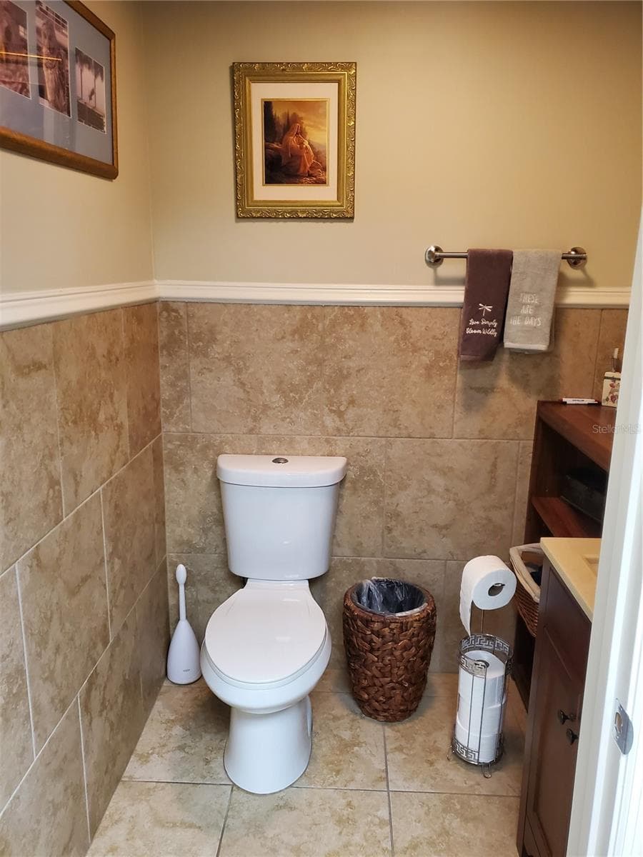 221 STATE ROAD 434 — photo 15 of 24