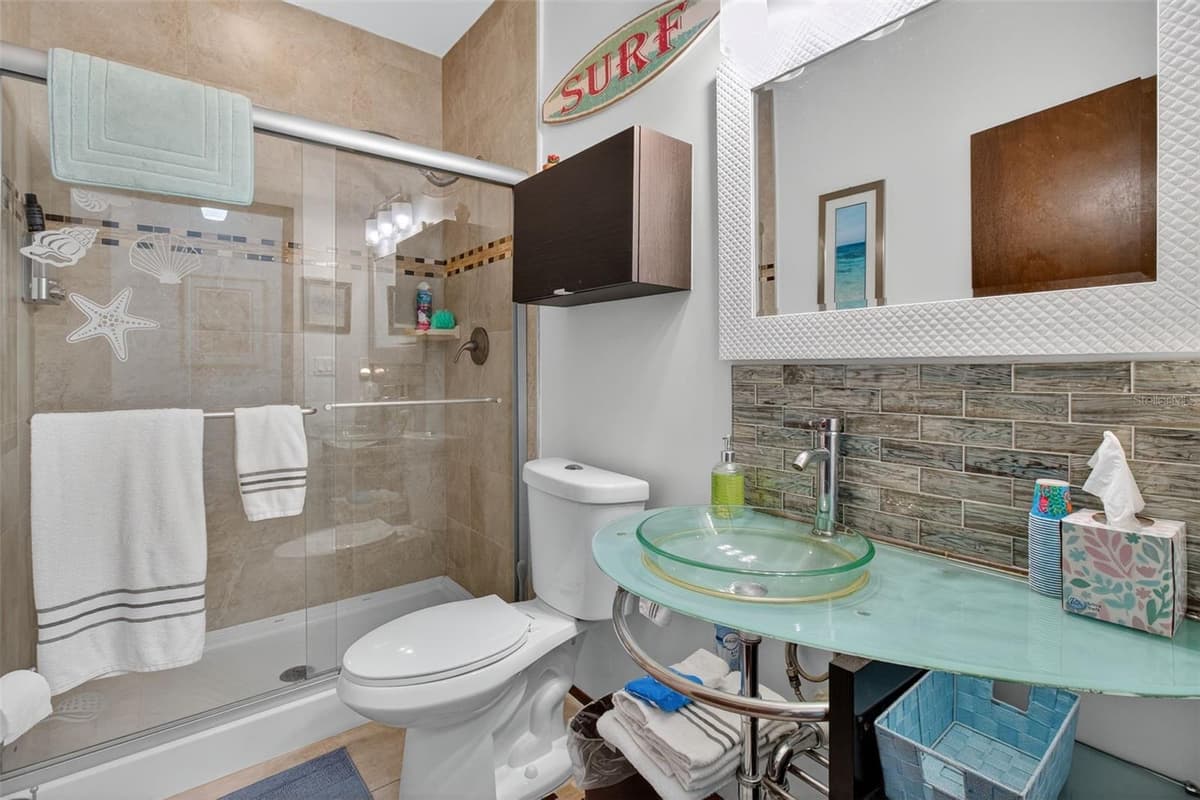 5659 SHORE BOULEVARD — photo 74 of 100