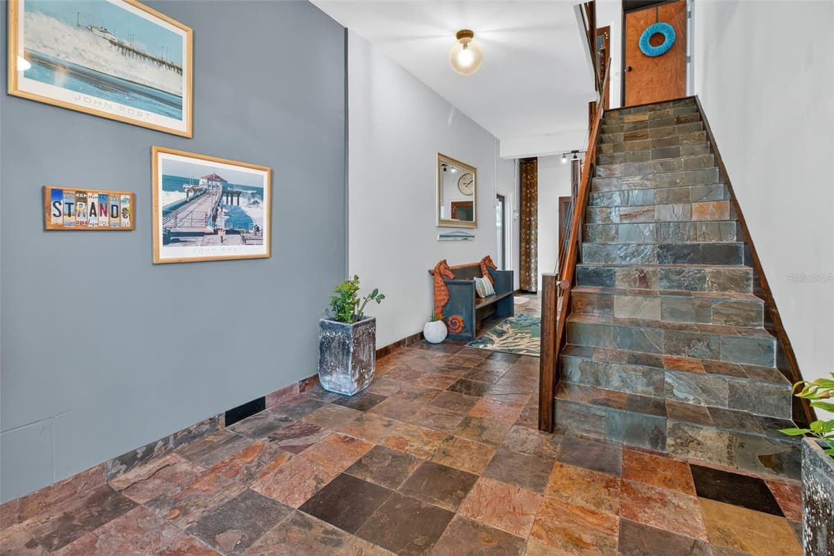 5659 SHORE BOULEVARD — photo 38 of 100