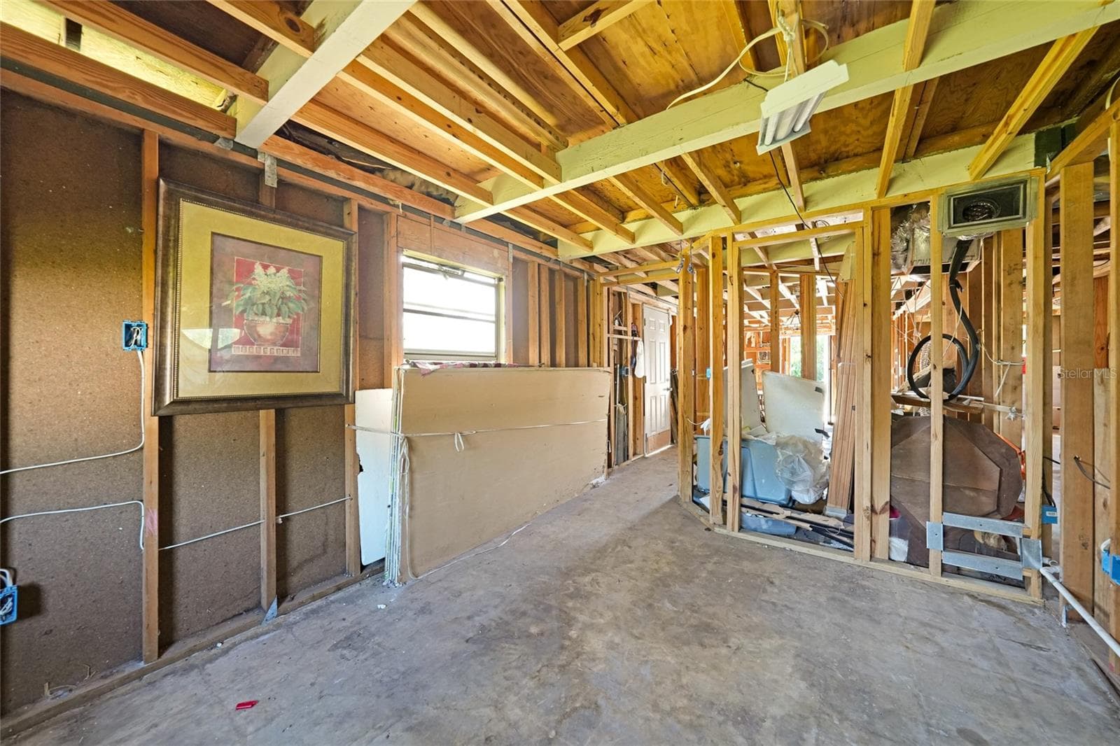 1405 PERSAY DRIVE — photo 13 of 16