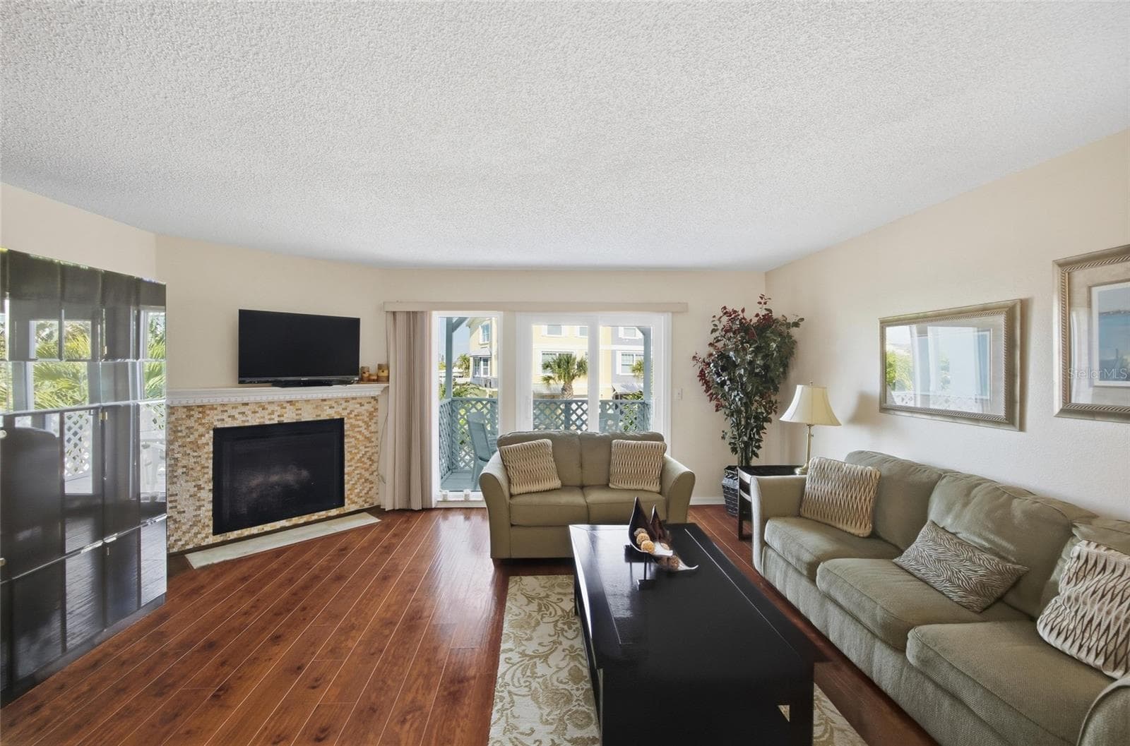 524 GARLAND CIRCLE — photo 10 of 37